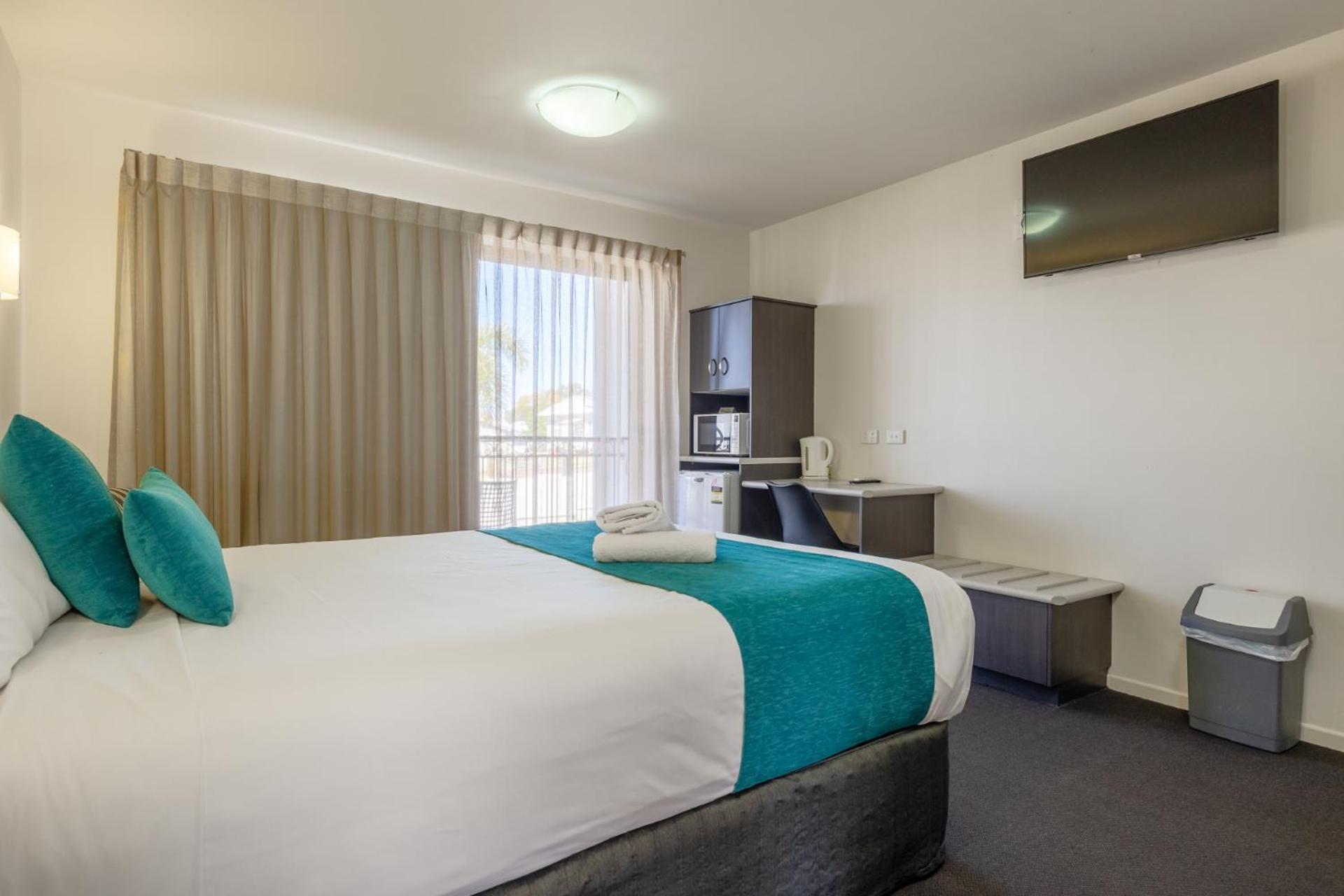 Dalby Fairway Motor Inn Bagian luar foto